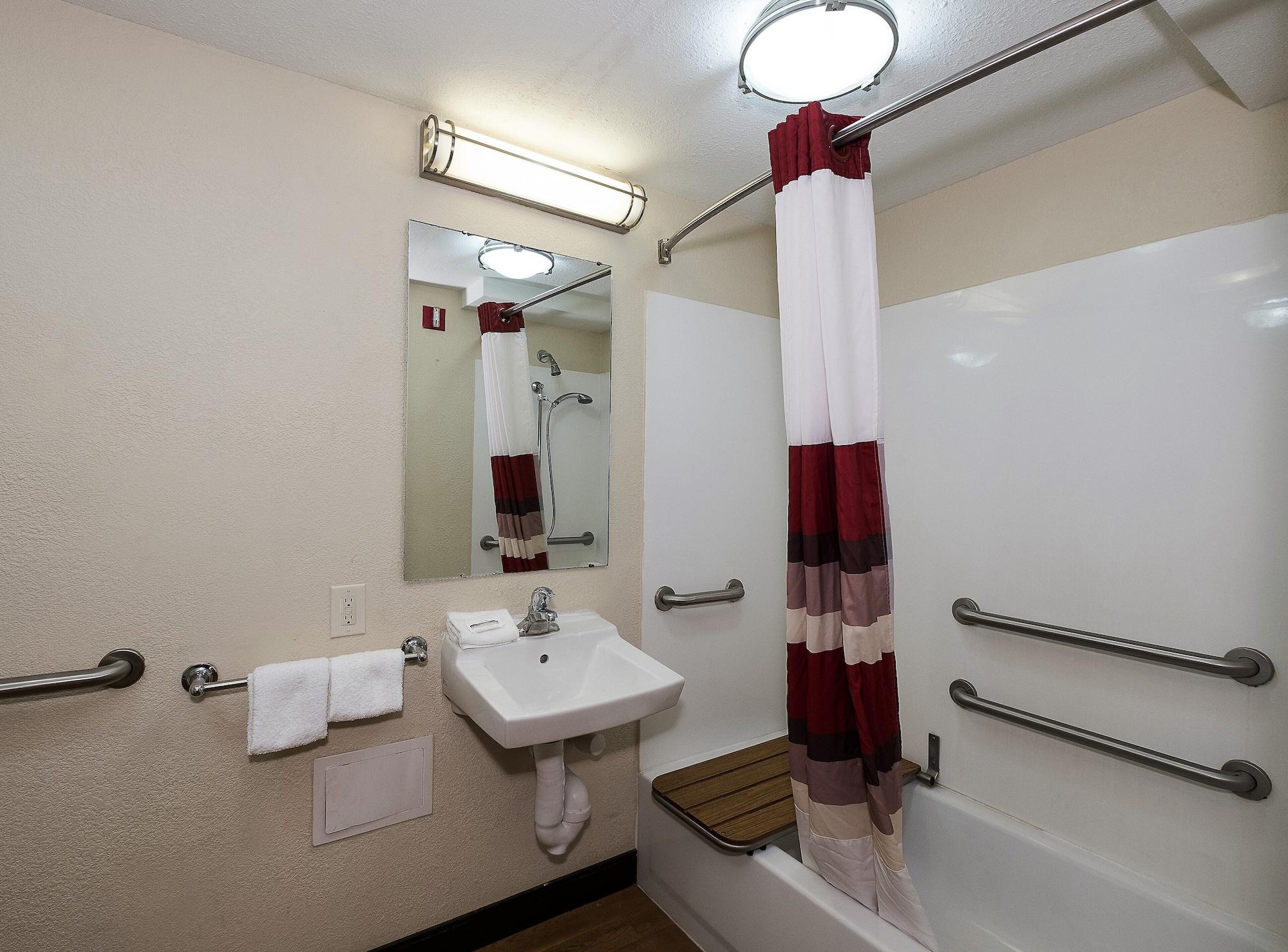 Red Roof Inn Columbus East- Reynoldsburg Brice Εξωτερικό φωτογραφία